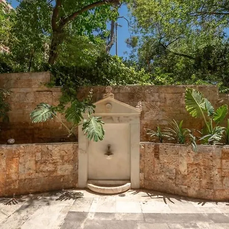 Apartment Classic Greek Elegance