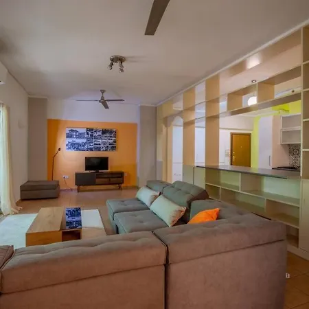 Classic Greek Elegance Apartment Athens